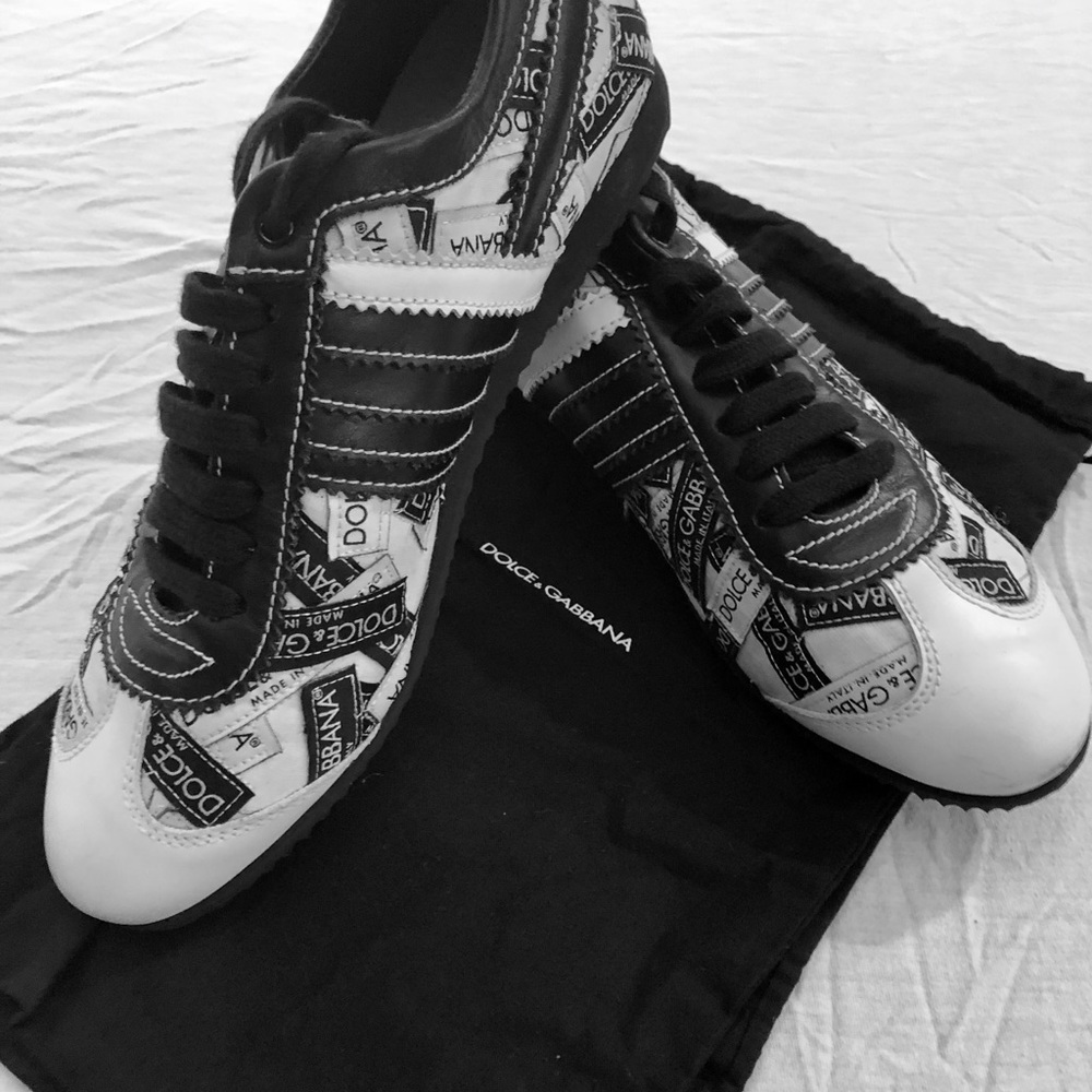 RARE VINTAGE DOLCE & GABBANA LOGO SNEAKERS